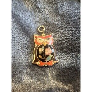 Vintage 1960’s MCM Jewelry Cloisonné Owl Pendant. Kitchy 70s Vibe